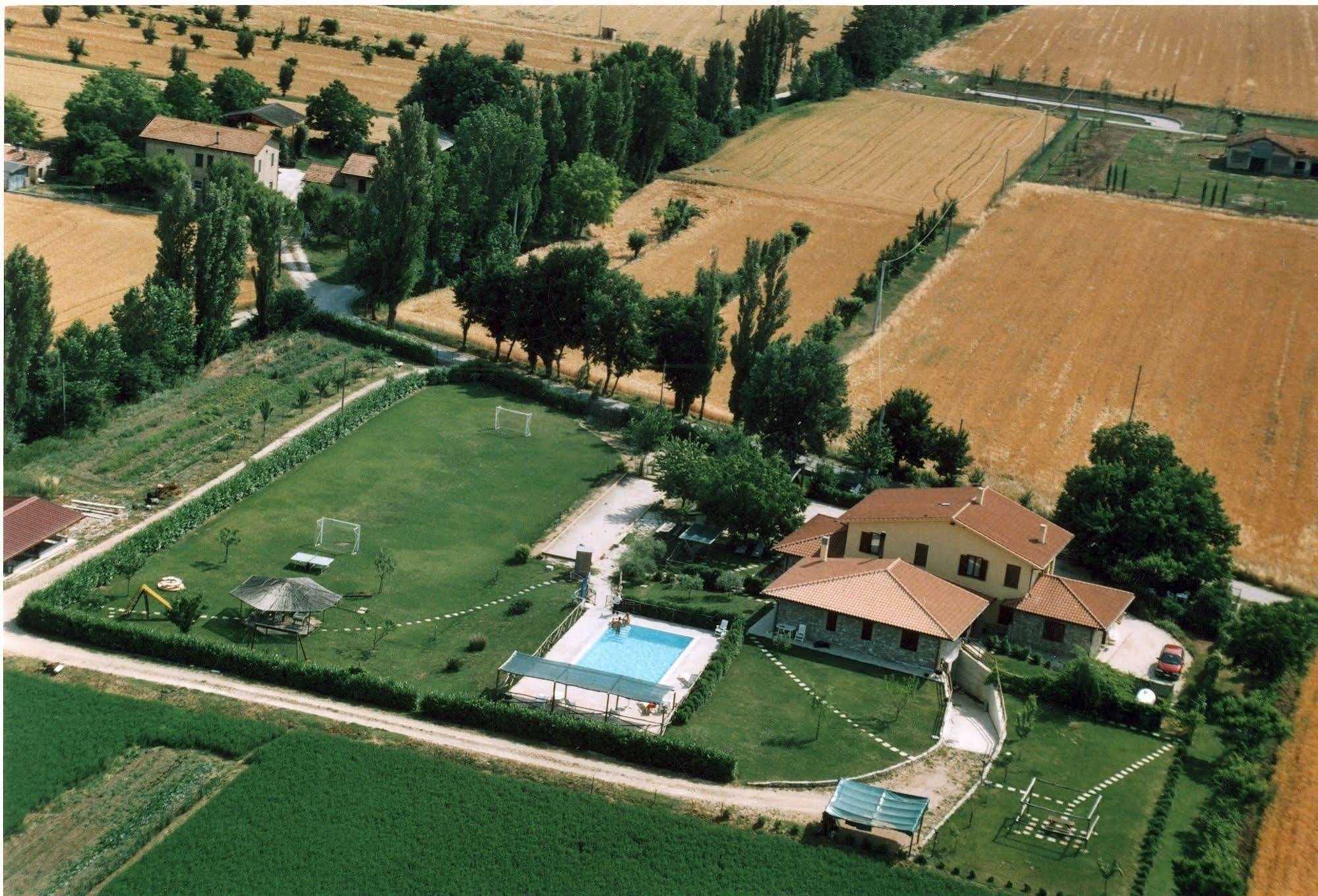 Agriturismo La Mora Assisi Exterior photo