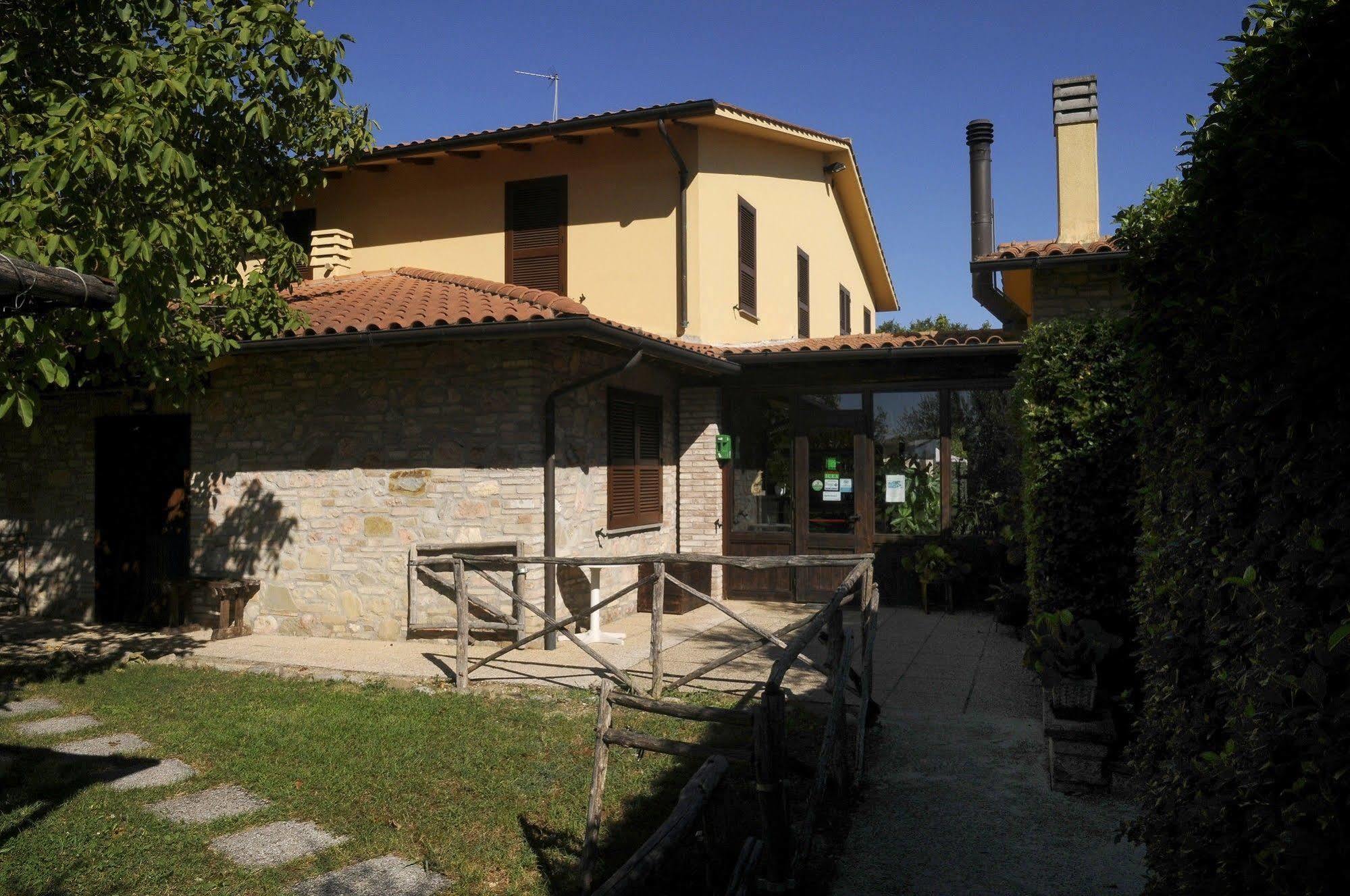 Agriturismo La Mora Assisi Exterior photo